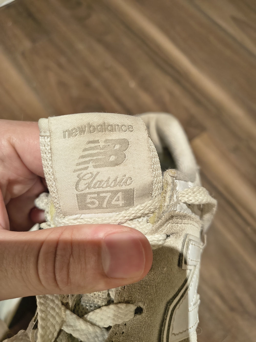 New Balance 574 Classic Beige Women's US 7 EU 37.5 Suede Sneakers - Picture 3 of 7